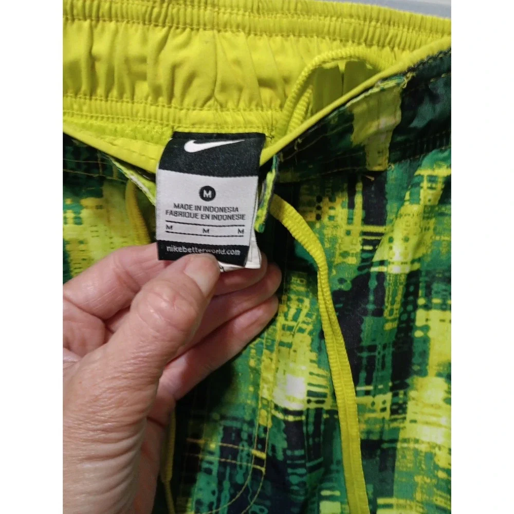 Nike Swim Trunks Mens M Green Neon Swoosh Logo Elastic Waist Drawstring NWOT